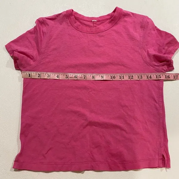 Lululemon Pink Athletic Tee Estimated Women’s Small Active Workout Top - Image 4