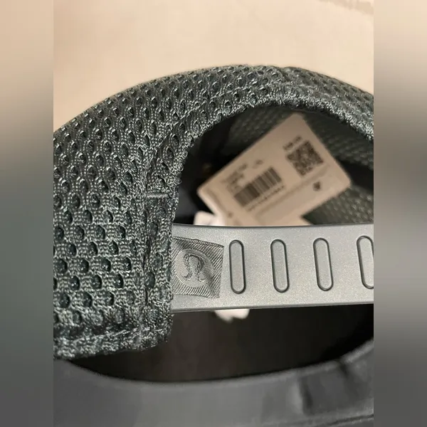 Lululemon NWT Gun Metal Grey & Black Trucker Hat Size L/XL - Image 11