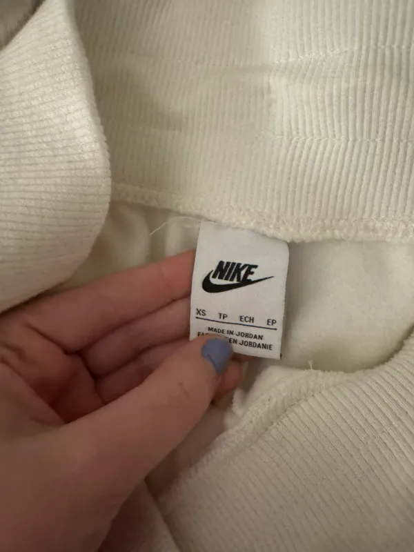 Nike Sweatpants - Image 2