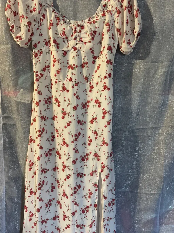Hollister White Midi Dress with Pink Floral Print - Image 5