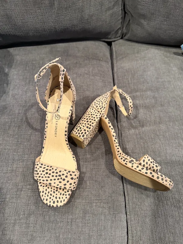 New Chinese Laundry Size 8M Beige and Black Polka Dot Block Heel Sandals - Image 6