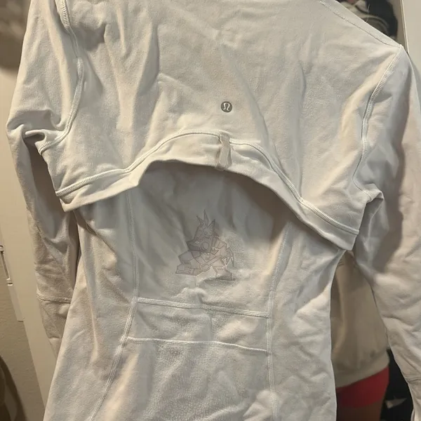 Define Jacket - Image 3