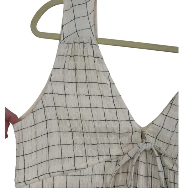 Urban Outfitters Breezy Plunging Wide Leg Sleeveless‎ Babydoll Jumpsuit Size XS - Image 7