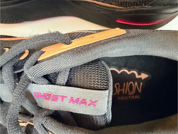 Brooks Ghost Max Womens 7.5 B Black Papaya Raspberry Running Shoes - Image 7
