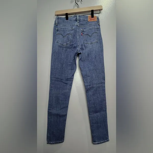 Levi’s 711 Blue Women's Skinny Jeans - Image 2