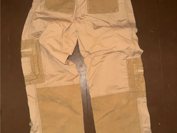 Abercrombie & Fitch Cargo Pants - Image 4