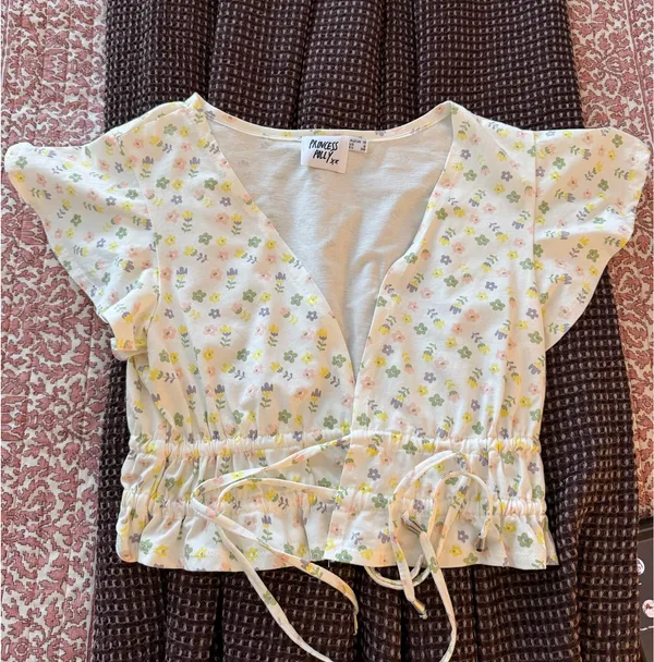 Princess Polly Floral Top - Image 2