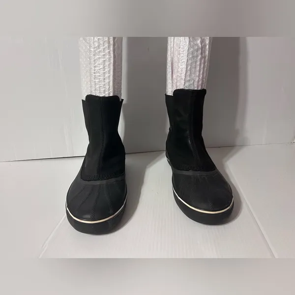 SOREL NM3448-010 black leather-upper waterproof snow/rain boot men size 8.5 - Image 3