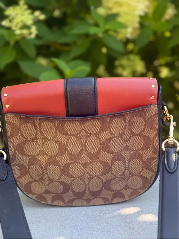 Coach Georgie Saddle Bag Style C3593 - Image 2