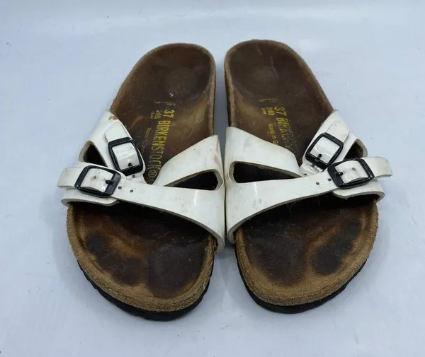 Unisex Birkenstock White Sandals Size: 6 - Image 2