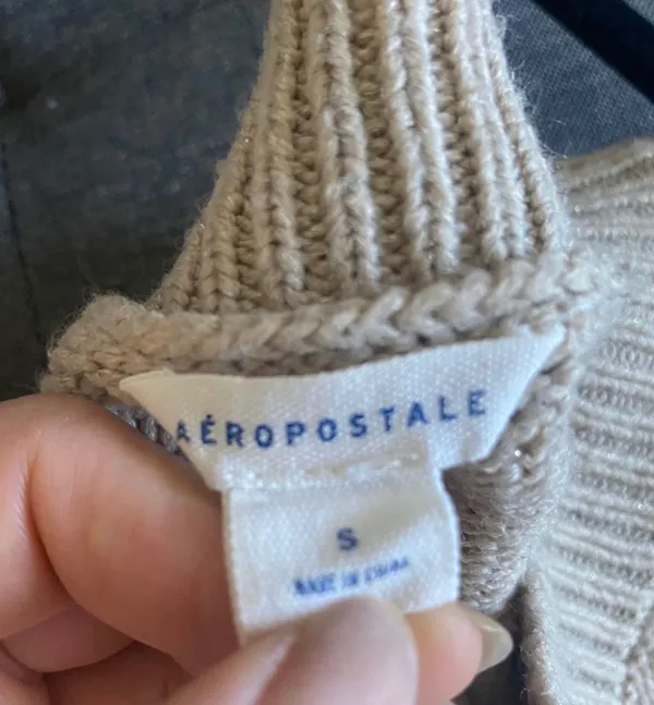 Aeropostale Sweater - Image 5