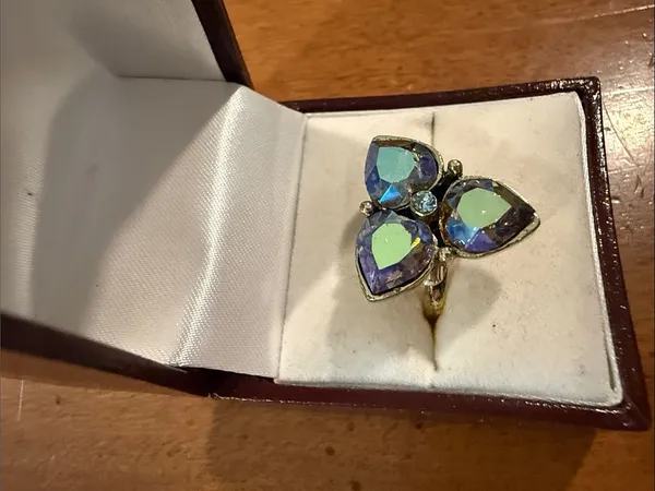 Adjustable Gold-Tone Ring with Iridescent Purple-Blue Teardrop Stones - Image 3