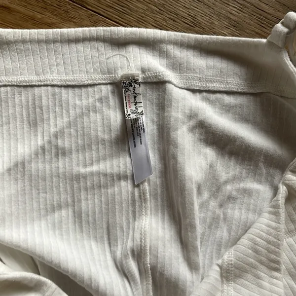 Free people white, cotton, thong bodysuit, adjustable straps , size M - Image 3