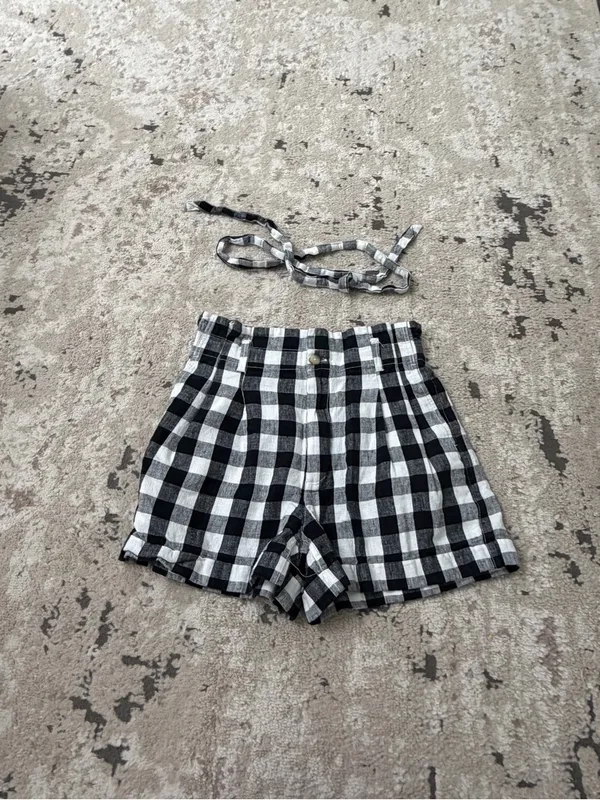 Madewell Black & White Check Linen Blend Paperbag Belted Shorts Size 4 - Image 2