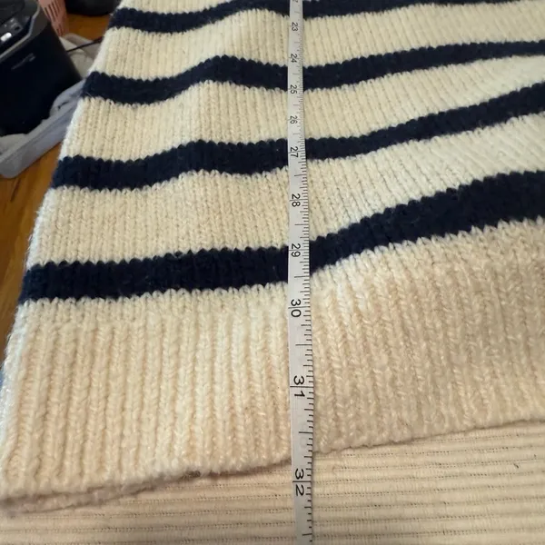 Abercrombie & Fitch Blue and White Crew Neck Sweater Dress Small - Image 5