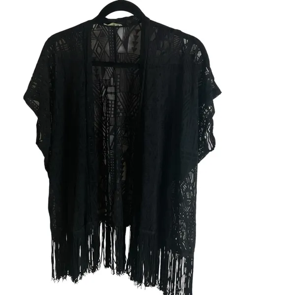 Olive Tree Black Fringe Kimono Geometric print Women’s Size S/M - Image 2
