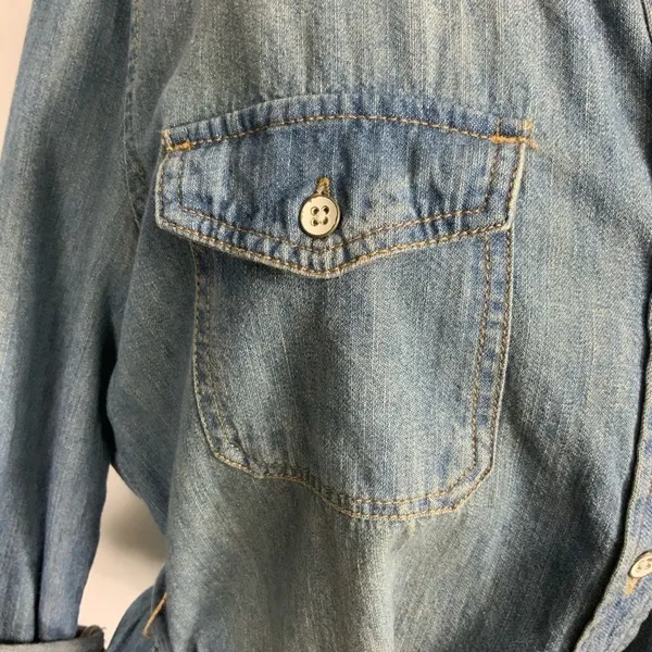 Universal Threads Blue Faded Button Down Raw Hem Belted Denim Casual Dress Small - Image 9