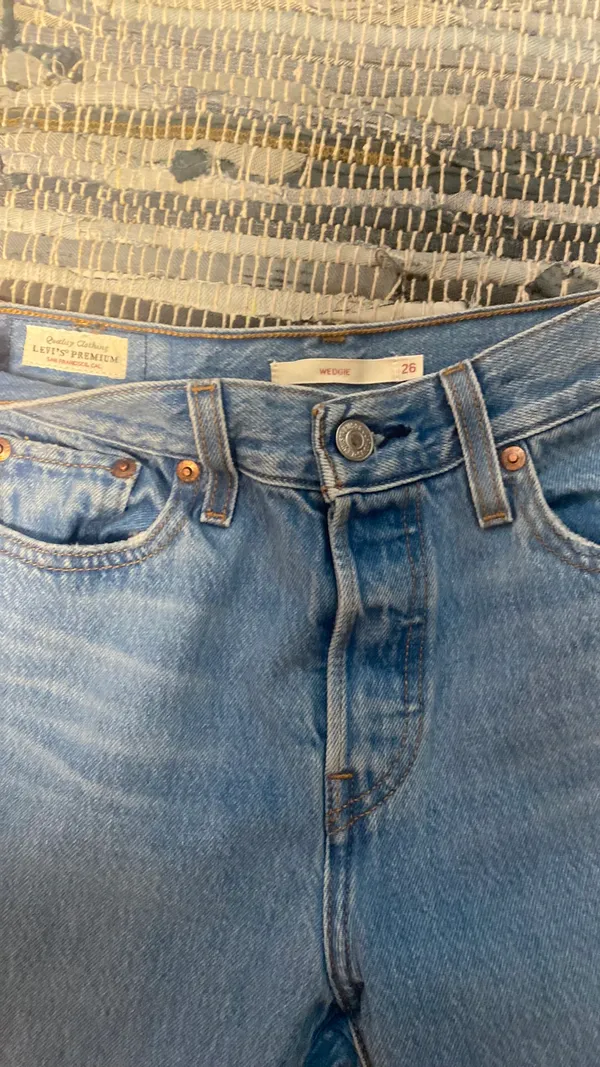 Levi’s Jeans Wedgie - Image 3