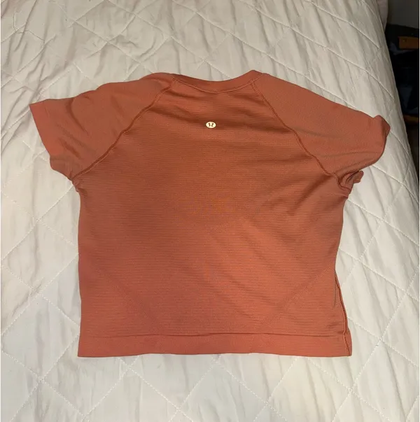Lululemon Swiftly Short Sleeve - Image 2
