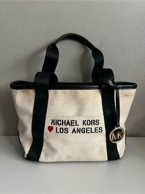 Michael Kors Small Off White Canvas Los Angeles Heart Tote Bag Black Trim Rare - Image 2