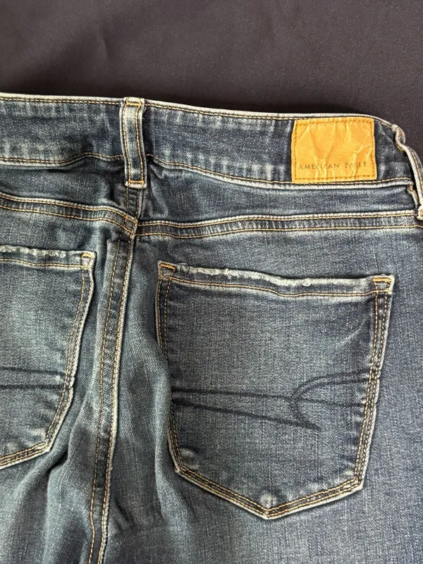 American Eagle High Rise Skinny Kick Jeans 2 Regular Stretch Frayed Hem - Image 13