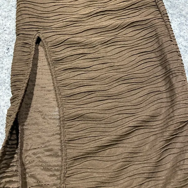 Brown bodycon form fitting swirl raised pattern Halter maxi Dress with slit - Image 5