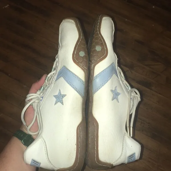 Converse leather low top sneakers - Image 4