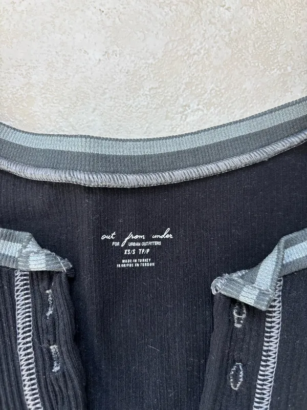 Urban Outfitters Crop Top - Image 4