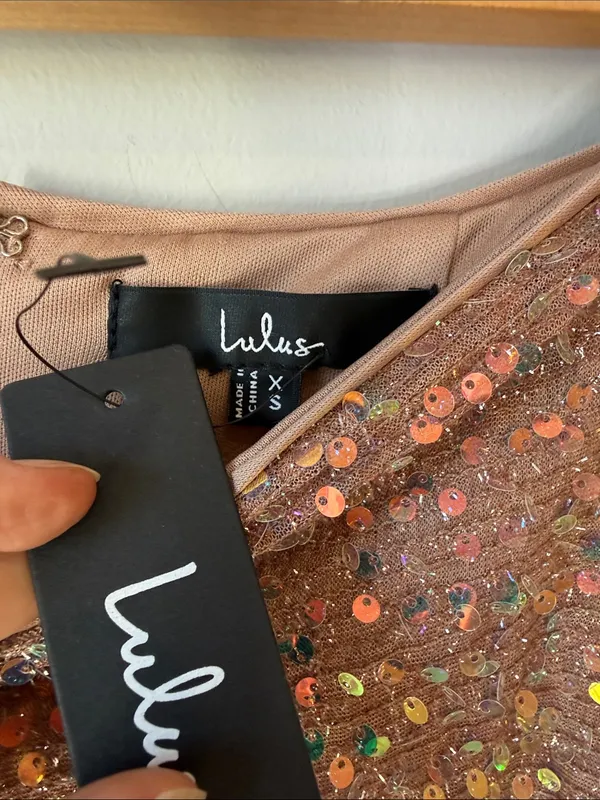 NWT Lulu's Sequin Pink Maxi Skirt Side Slit - Image 5