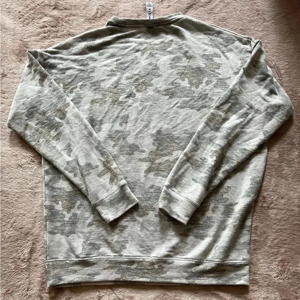 Athleta Balance Light Gray Camo Pullover Sweatshirt Size‎ XS - Image 6