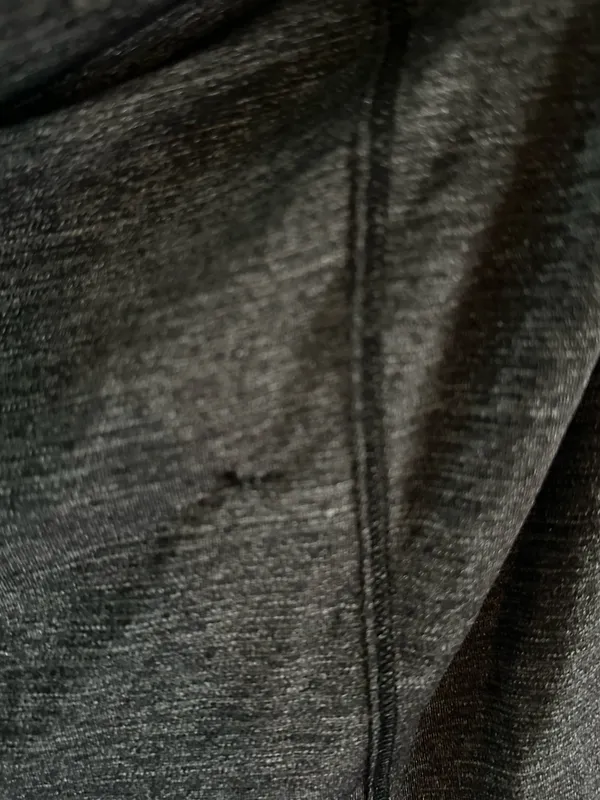 Lululemon Size 2 | Heathered Charcoal Grey | Good Condition (Flaw Noted) - Image 4