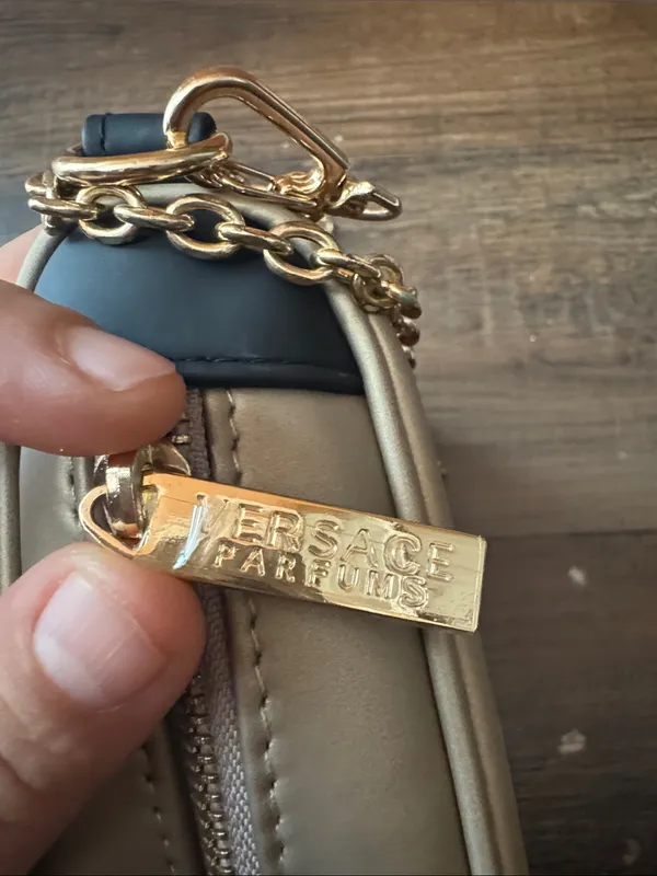 Versace Parfums Gold Metallic Crossbody Bag with Chain - Image 3