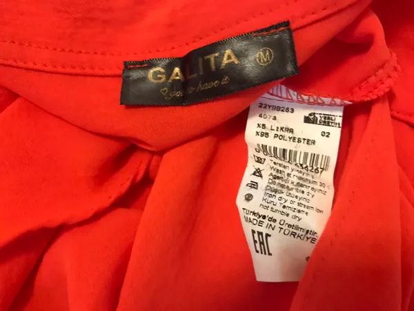 NWOT 2 Piece orange Outfit Shorts set size M - Image 9