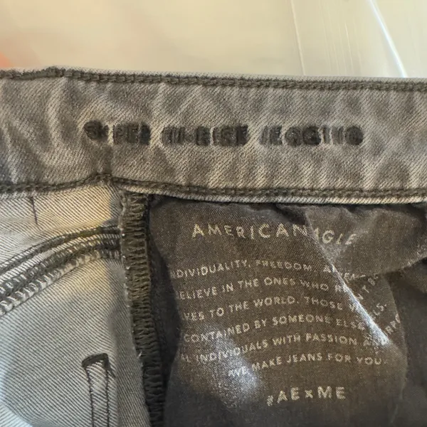 1612‎ | American Eagle Super Hi-Rise Distressed Jegging Jeans Grey Womens 6 Reg - Image 6