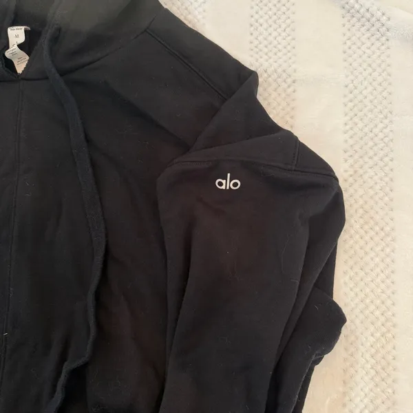 alo cropped black hoodie size medium M - Image 3