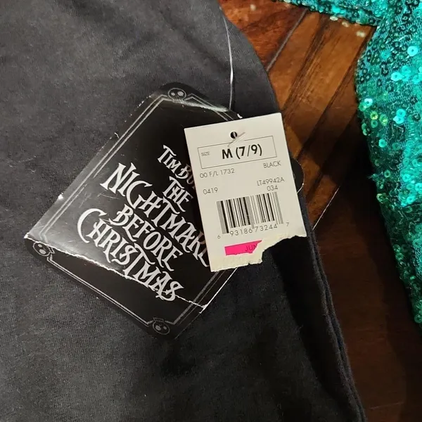 NWT Nightmare Before Christmas Disney long sleeve t shirt‎ fits like a Small - Image 5