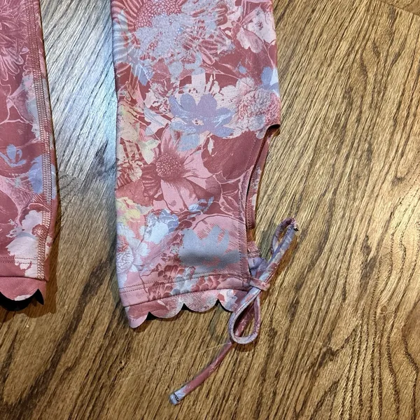 Daily Practice Pink Floral‎ Leggings Size S Scalloped Hem Ankle Tie Yoga - Image 3