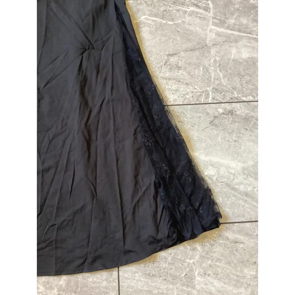 Halara NWOT Womens Black Lace Trim A-Line Maxi Skirt Elastic Waist Size Medium - Image 2
