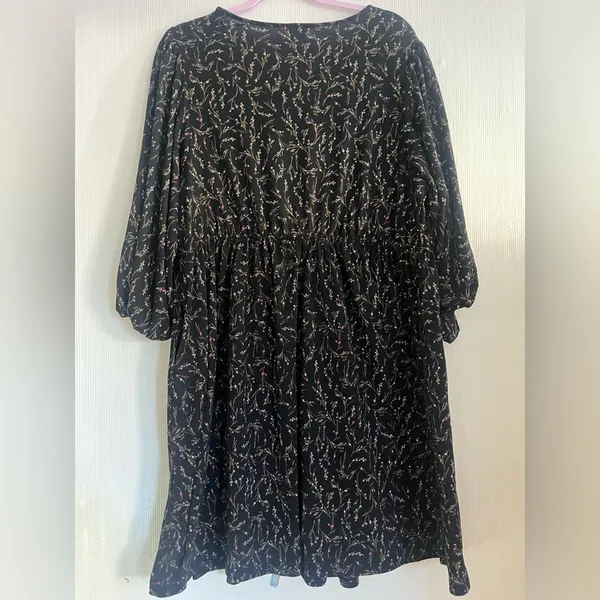 Ava & Viv Black Floral Long Sleeve Dress - Image 5