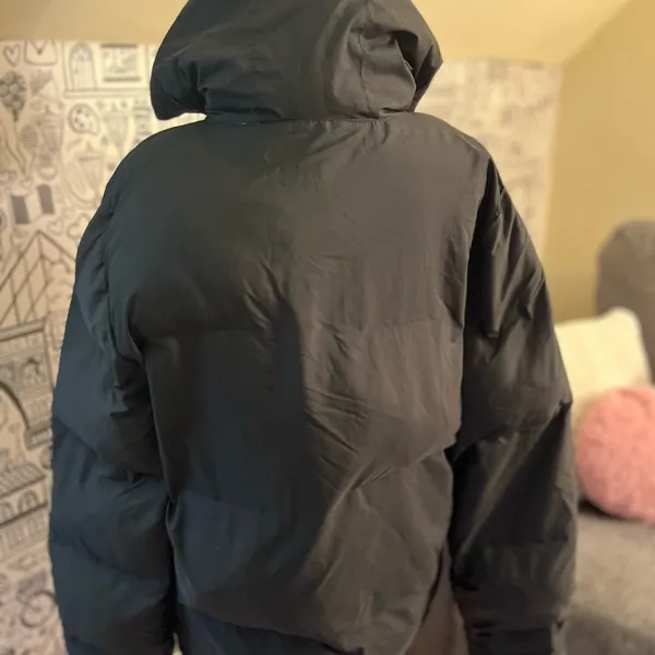 Champion Black Puffer Jacket - Image 8