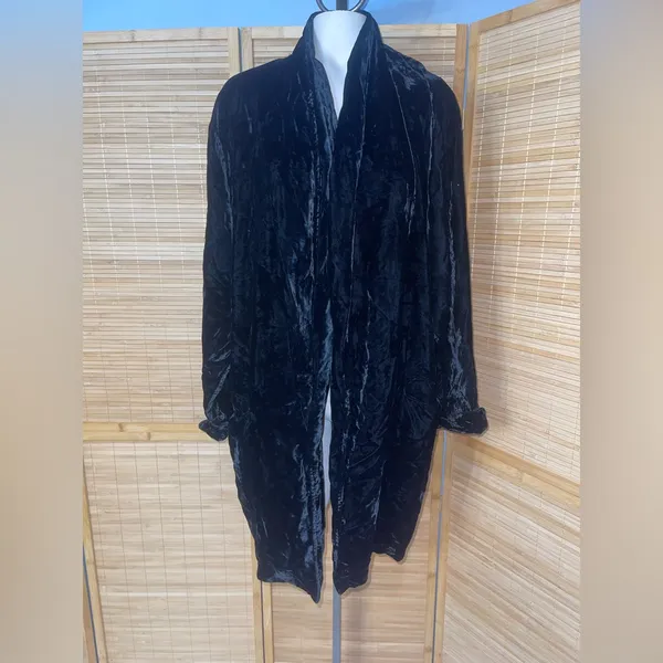 Vintage black crushed velvet one button blazer jacket woman’s large - Image 2