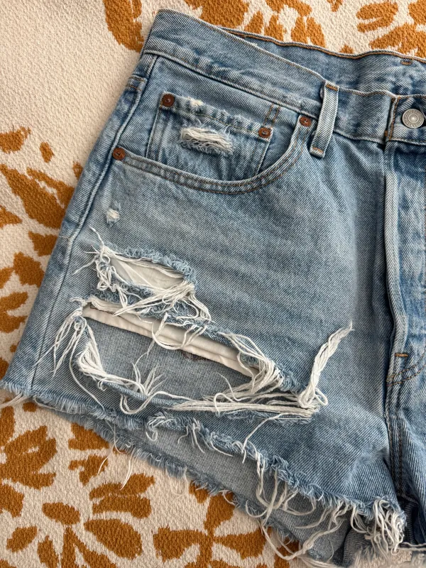 Levi's 501 Blue Distressed Jean Shorts with Frayed Hem - Image 2