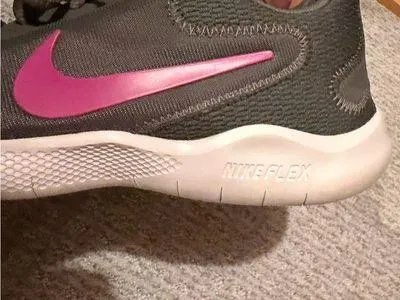 Nike flex running shoes - Image 3