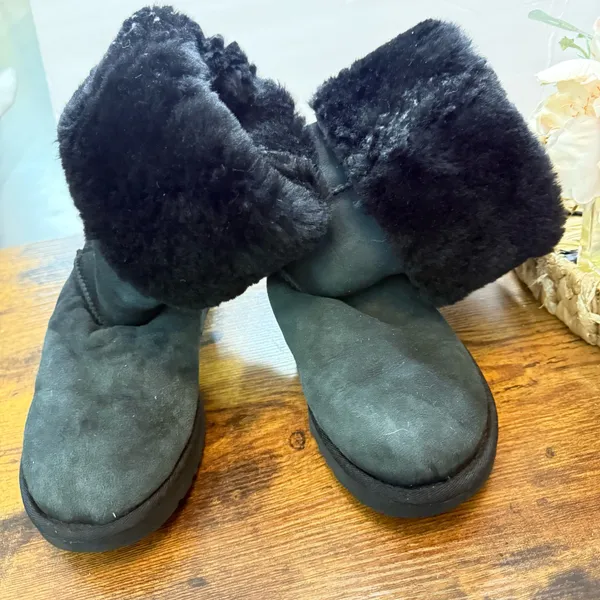 UGG Women's Classic Boost - Image 4
