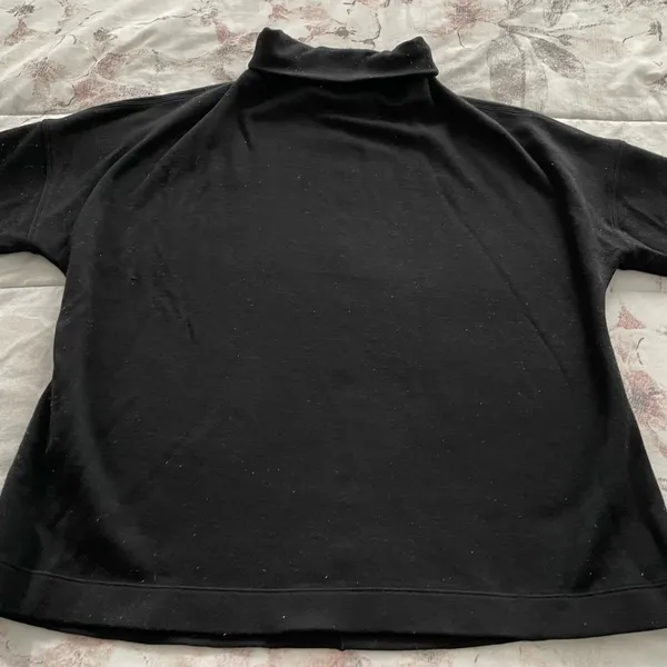 Lululemon merino wool black mock neck dropped sleeves sweatshirt, size 4 - Image 10