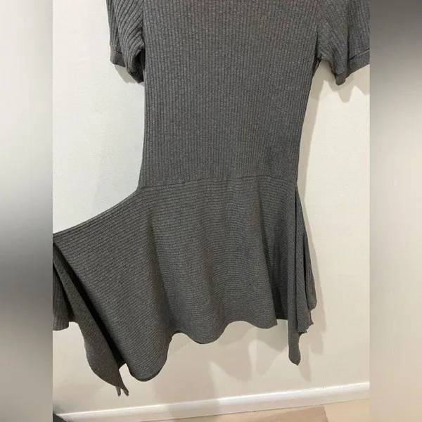 Anthropologie Women Small Susana Monaco Grey Ribbed Mini Dress Fall Chic - Image 4