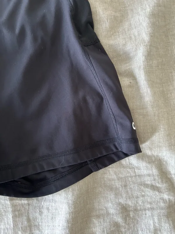 ☀️3/$25 Adidas tech fit Runners shorts black large prime green - Image 2