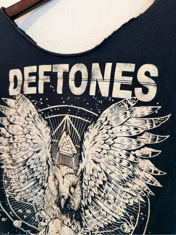 DEFTONES reworked graphic Tee, one of a kind, black and tan, cotton, size S - Image 2