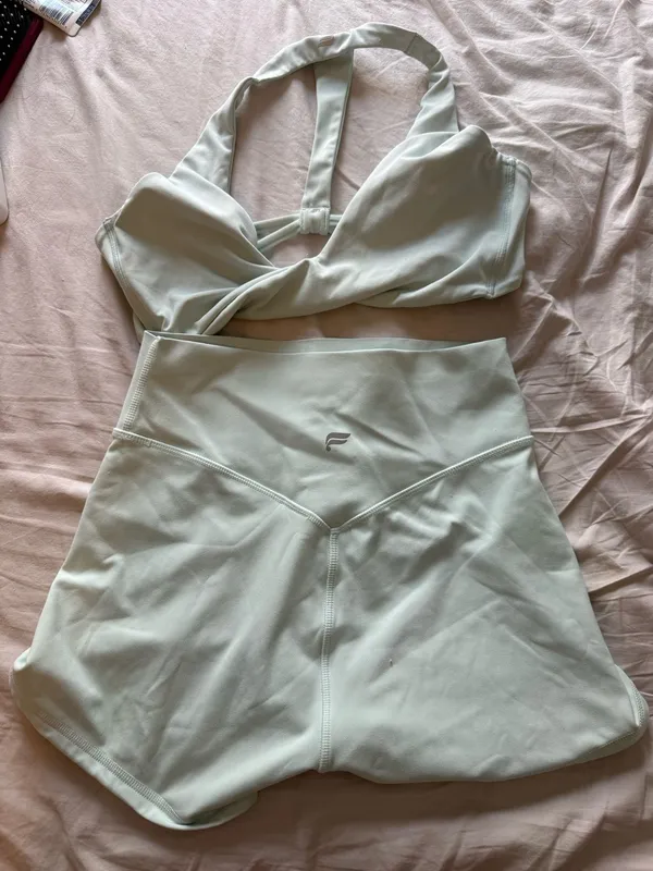 Fabletics Set Workout - Image 2
