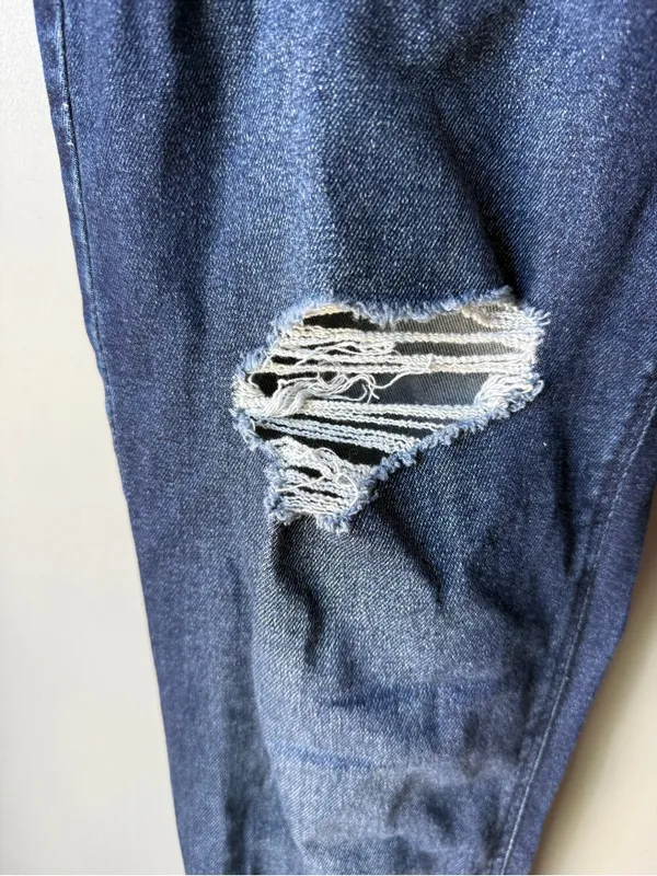 Old Navy Rockstar Super Skinny Distressed Jeans Women’s Size 10 - Image 2